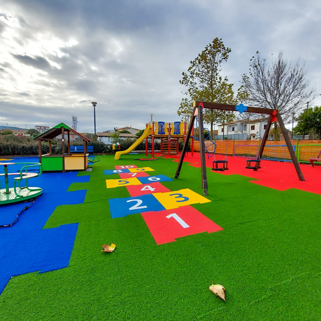 Italy playground refo click reference_01